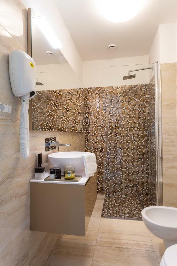 Domus Bellagio Hotel Ngoại thất bức ảnh
